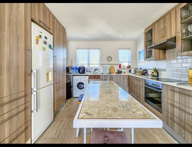 3 BEDROOM HOUSE RENTED IN MONTE VISTA